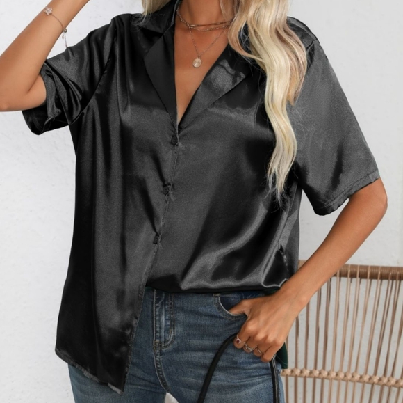 Classic Black Buttoned Collared Neck Short Sleeve Shirt - Picture 4 of 9